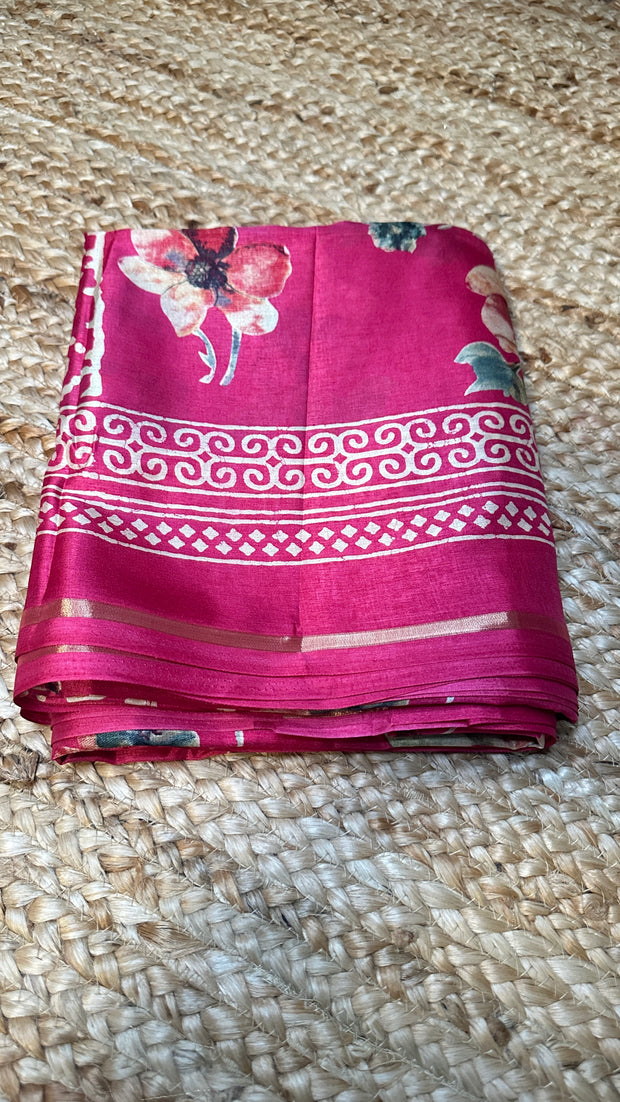Gift saree, (no pico and fall)
