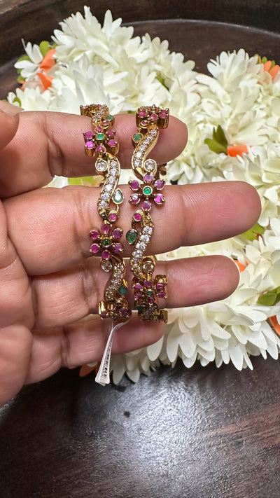 Gold bangles set - size 2.8