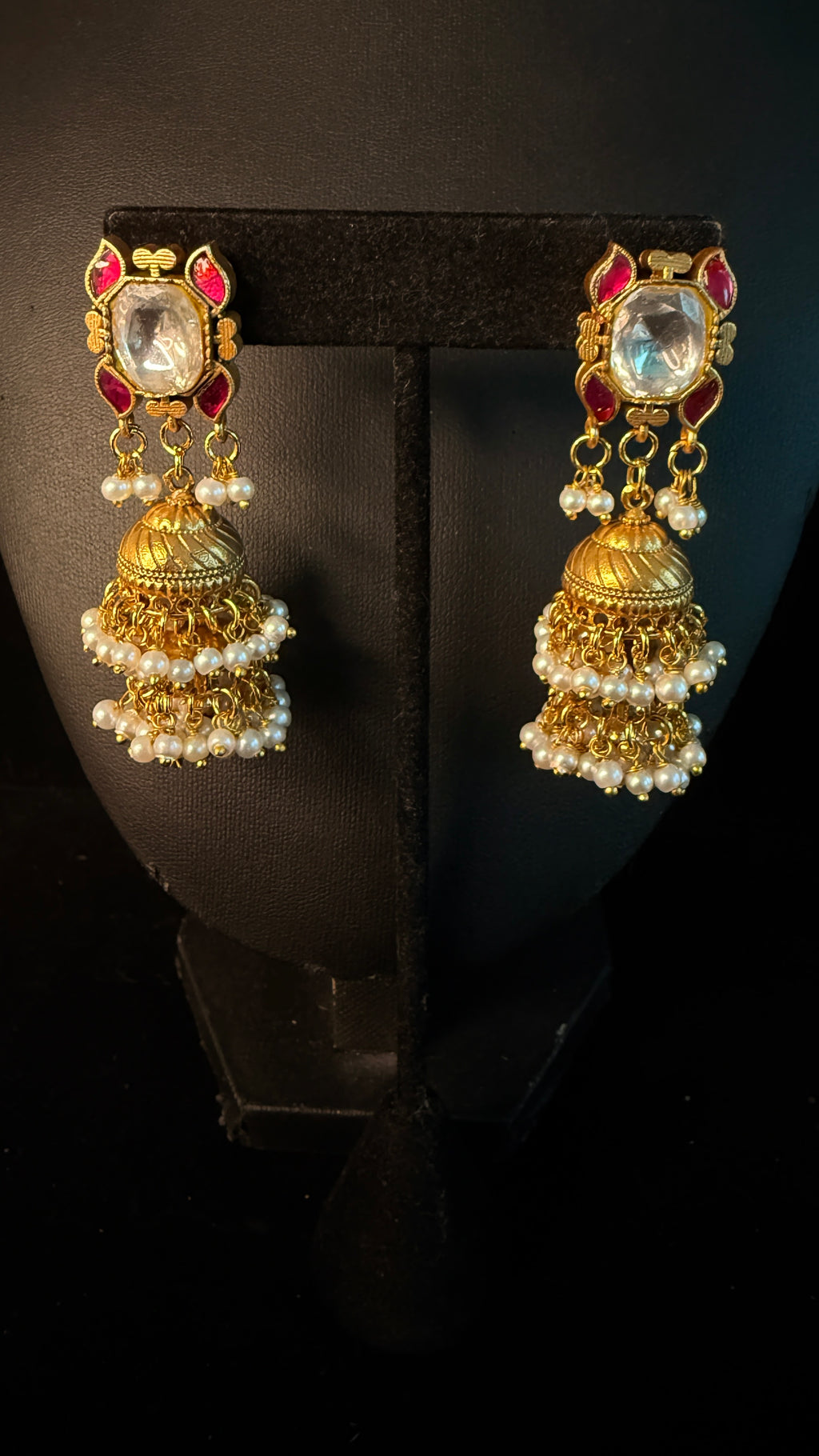 Chokker with jadau kundan and jhumka