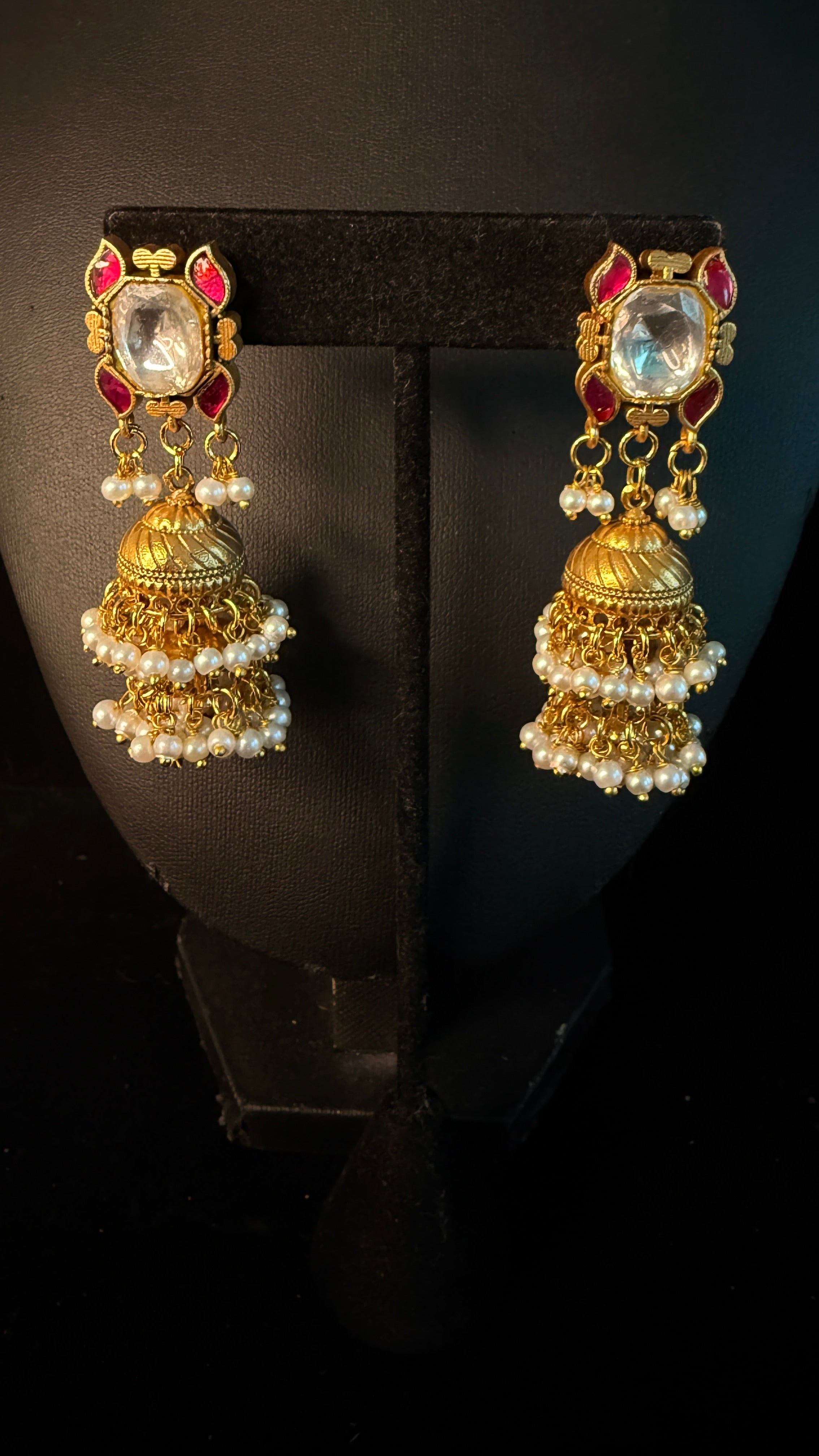 Chokker with jadau kundan and jhumka