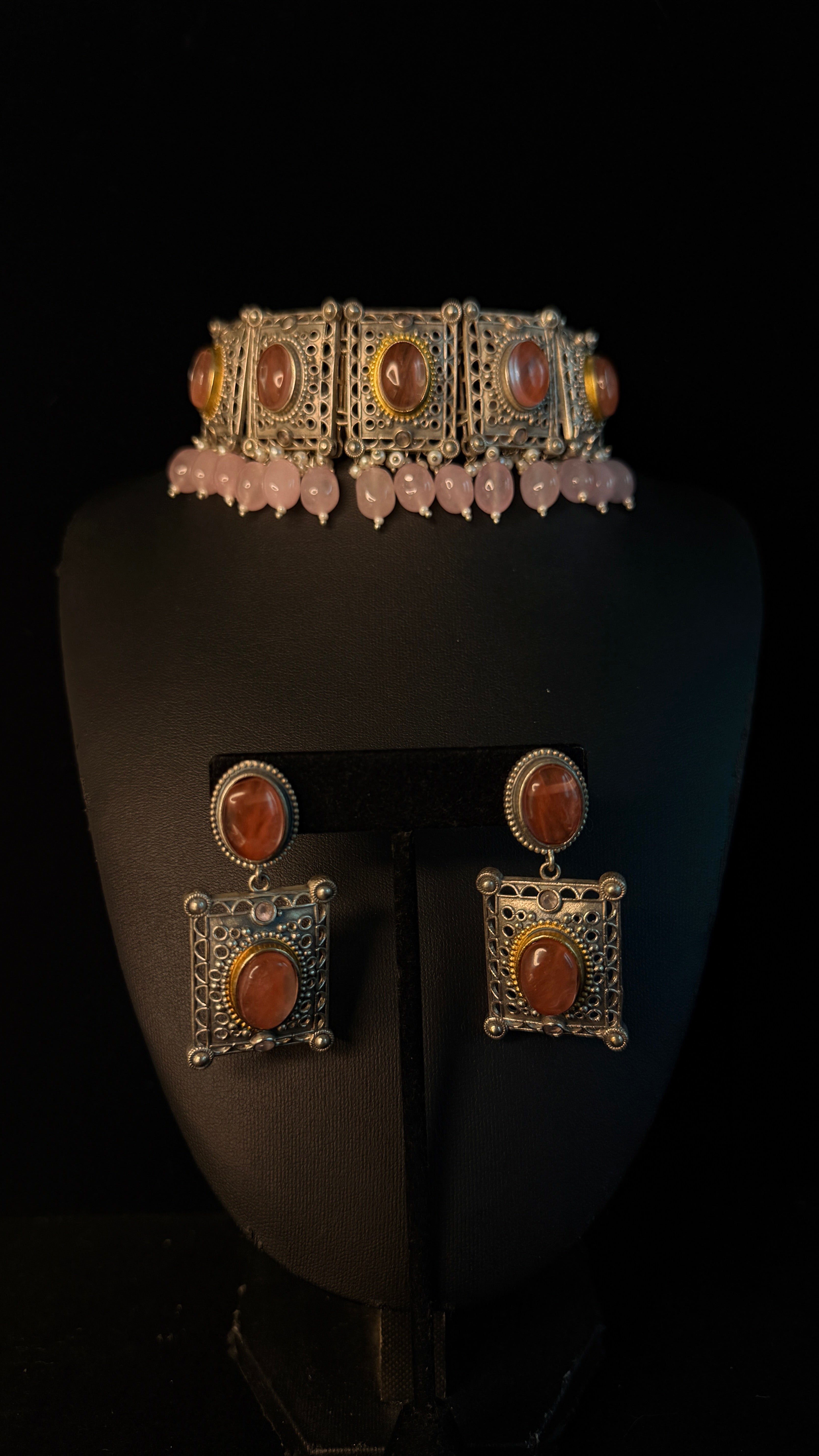 Dual tone choker with pink stone
