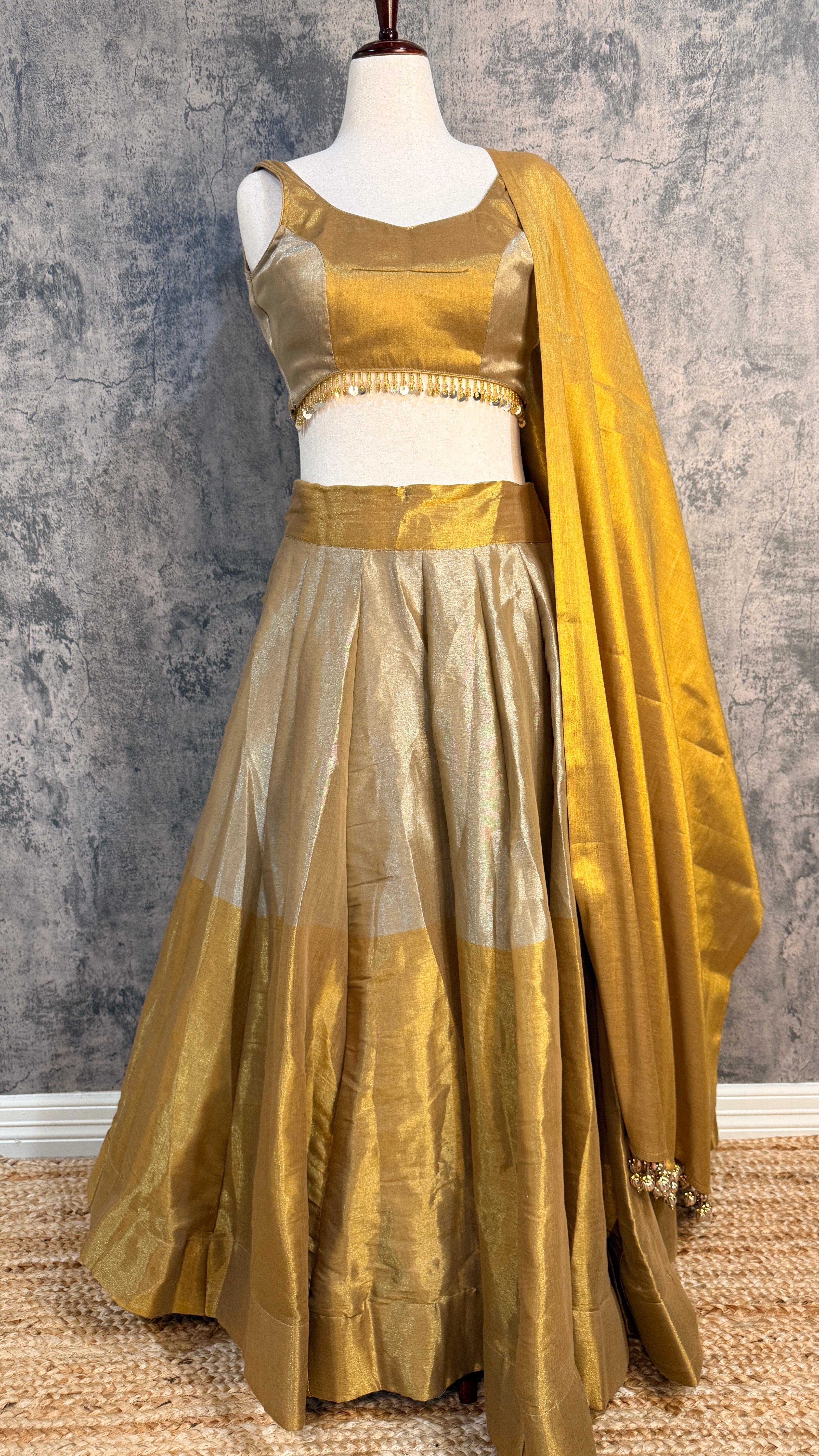 Cotton tissue 8m flare skirt, blouse and dupatta