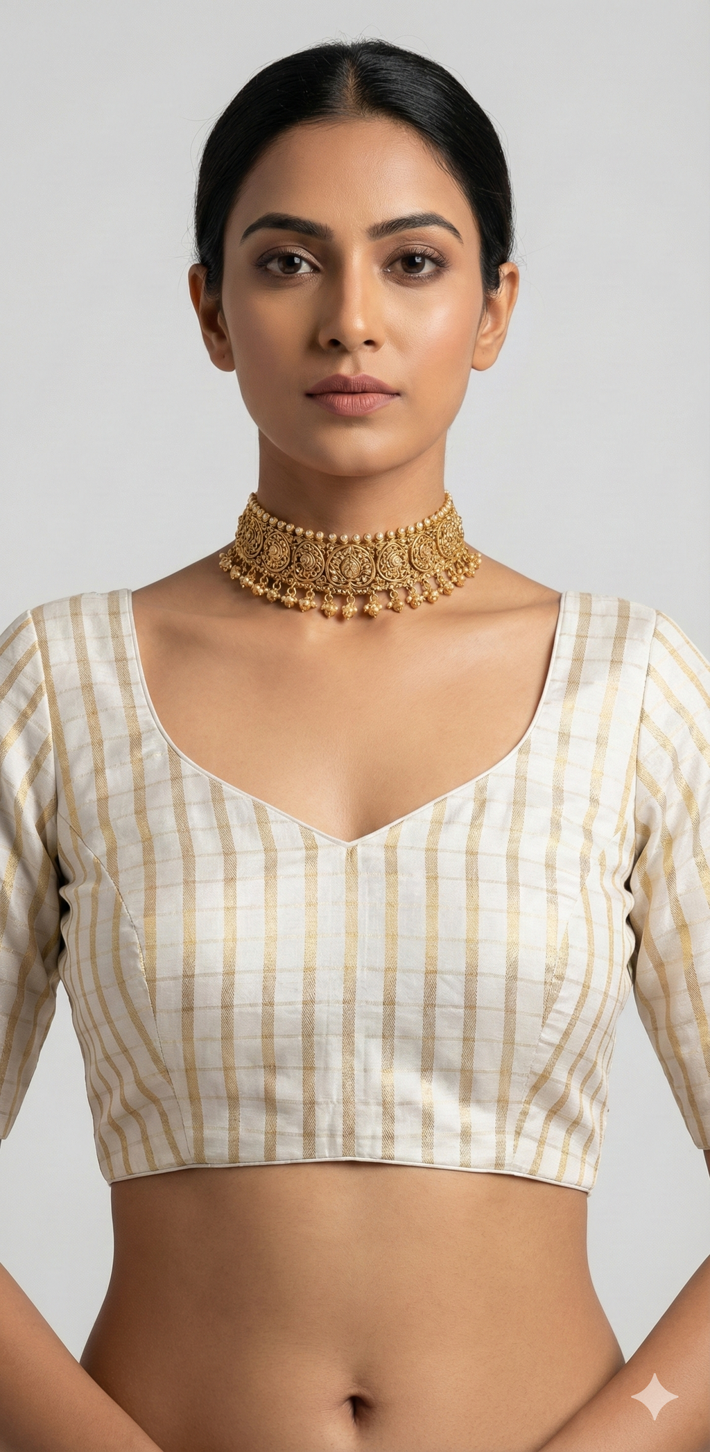 Off whitte silk blouse with gold lines