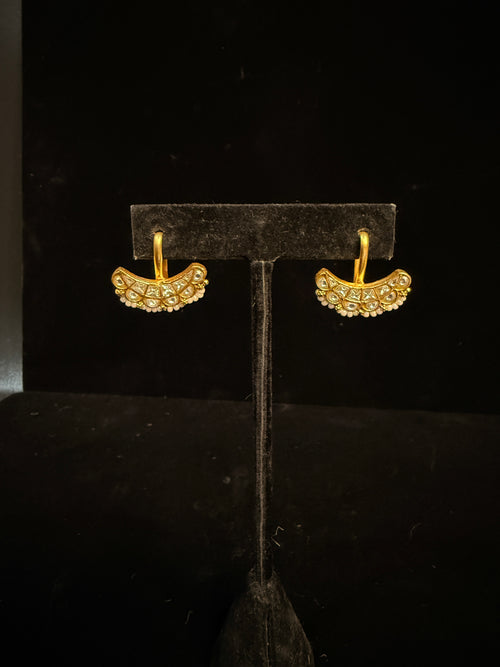 bugadi with white Jadau kundan stones