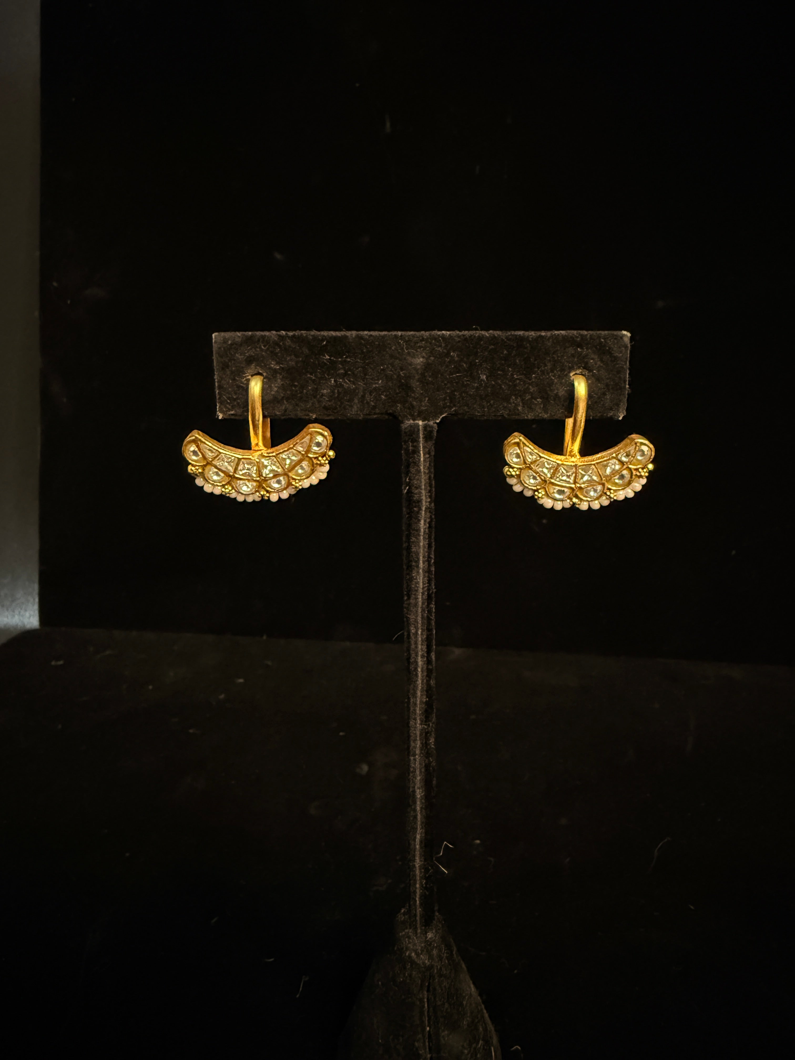 bugadi with white Jadau kundan stones