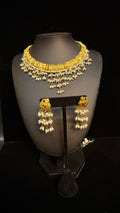 Gold plated necklace with pear and earring