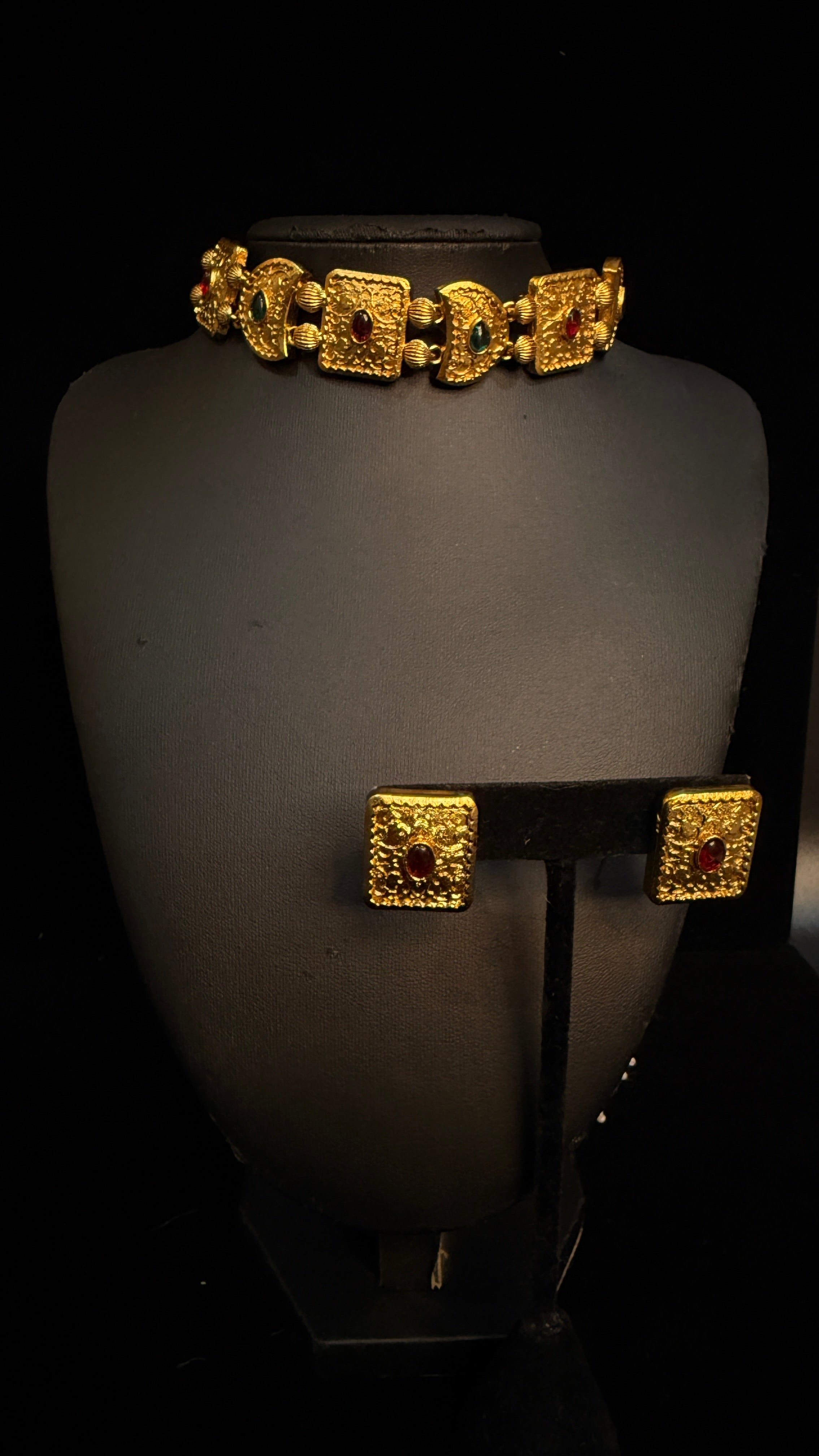 Choker with green and red kundan stone