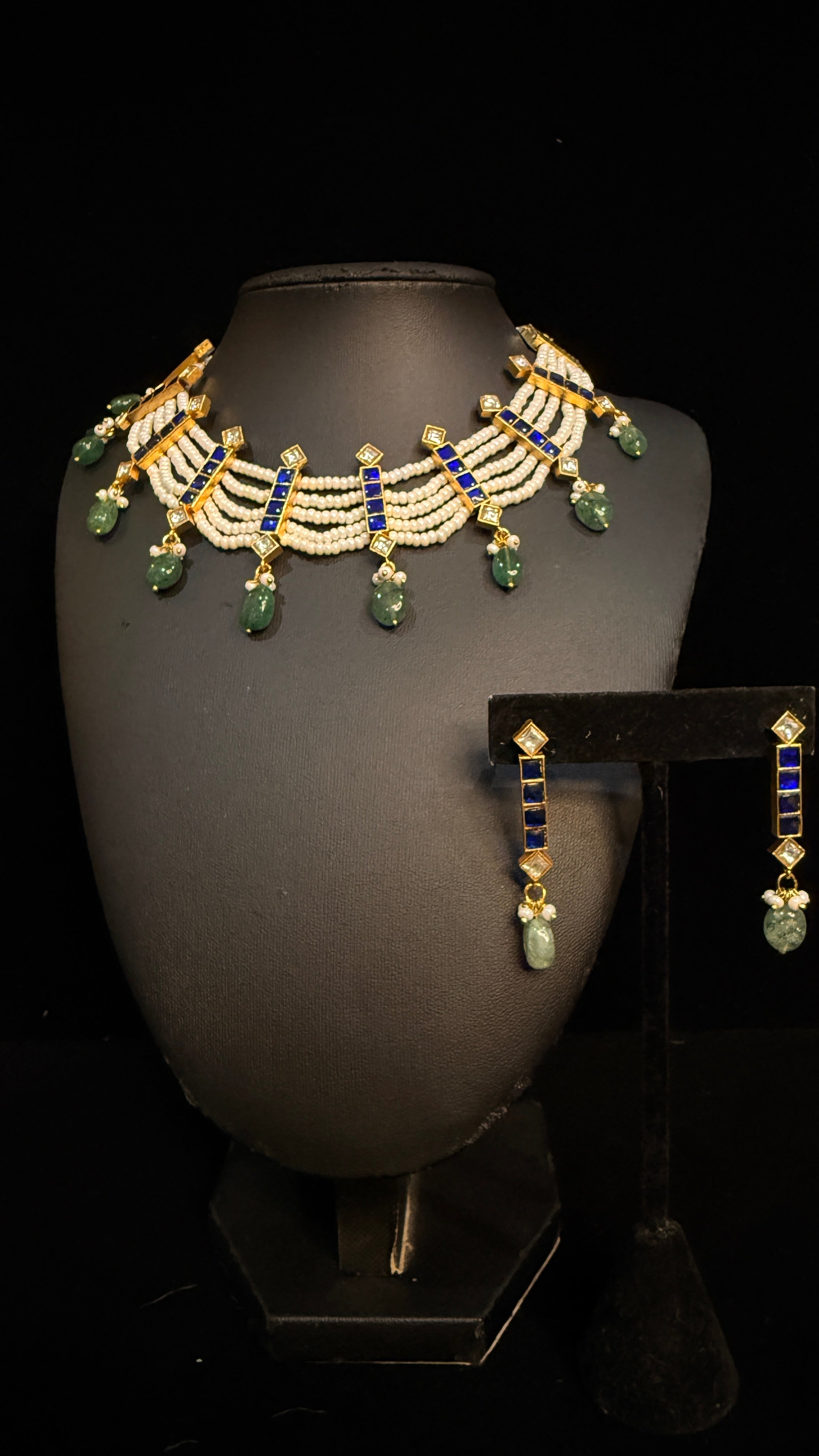 Pearl and blue color jadu kundan necklace with earring