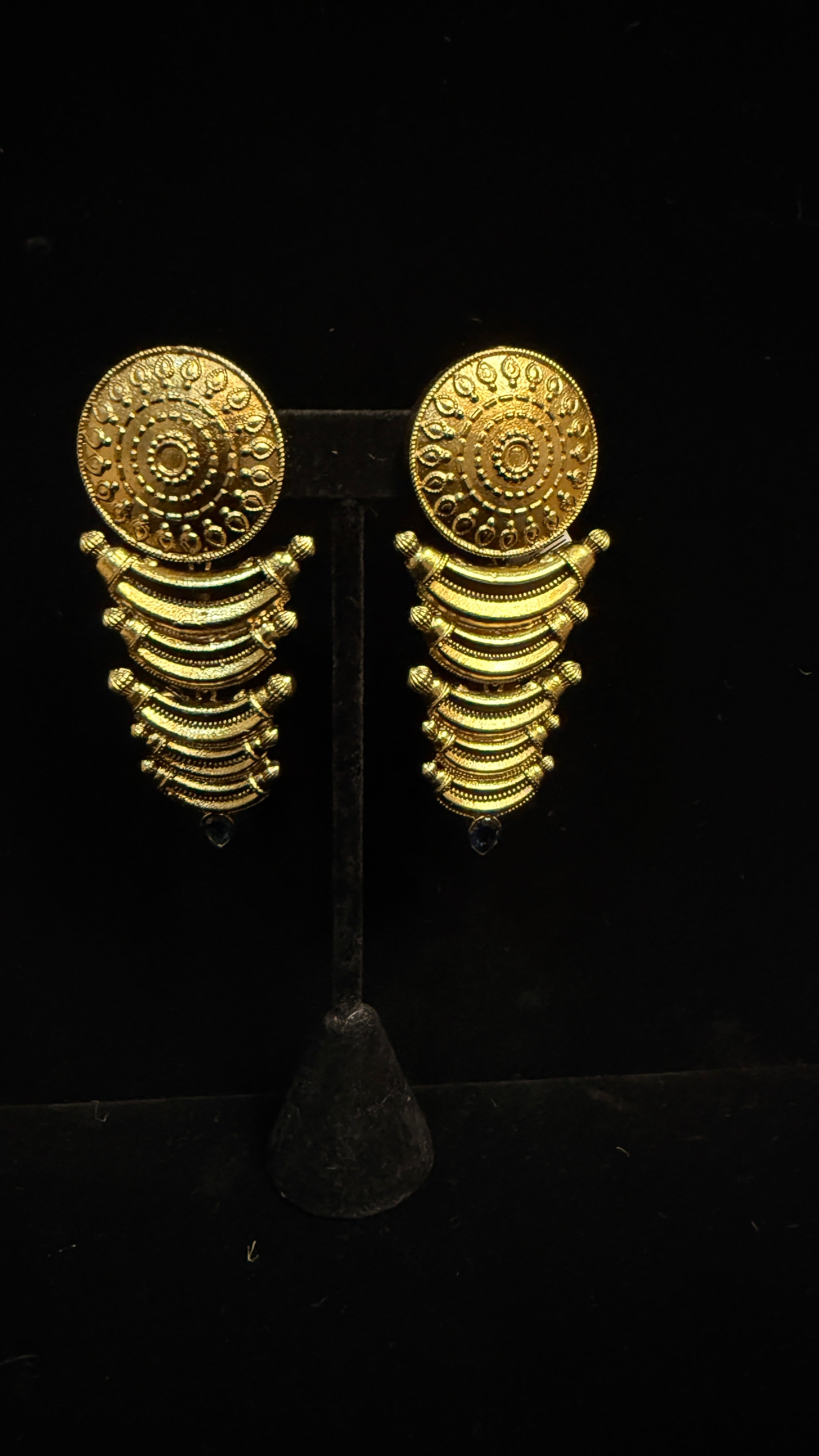 Designer earring with blue stone