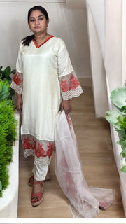 Off white chanderi cotton silk kurti set with patch work