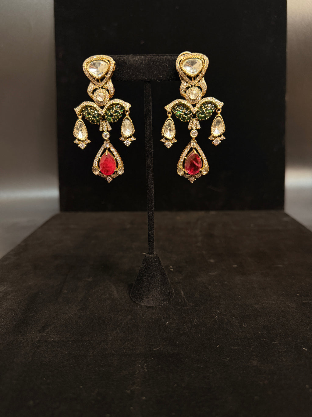 Designer choker with earring