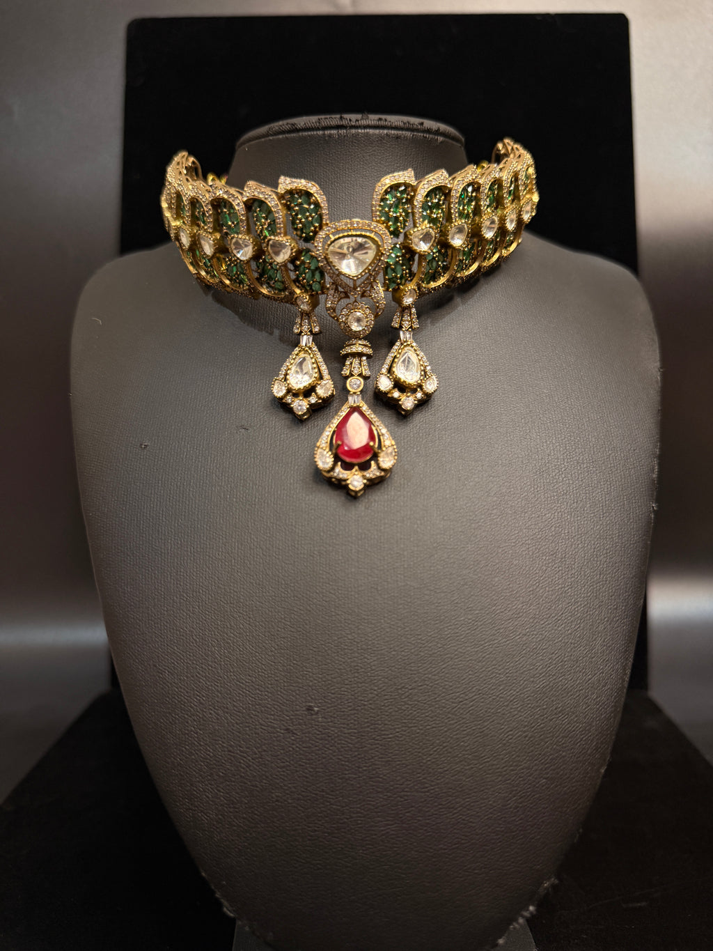 Designer choker with earring