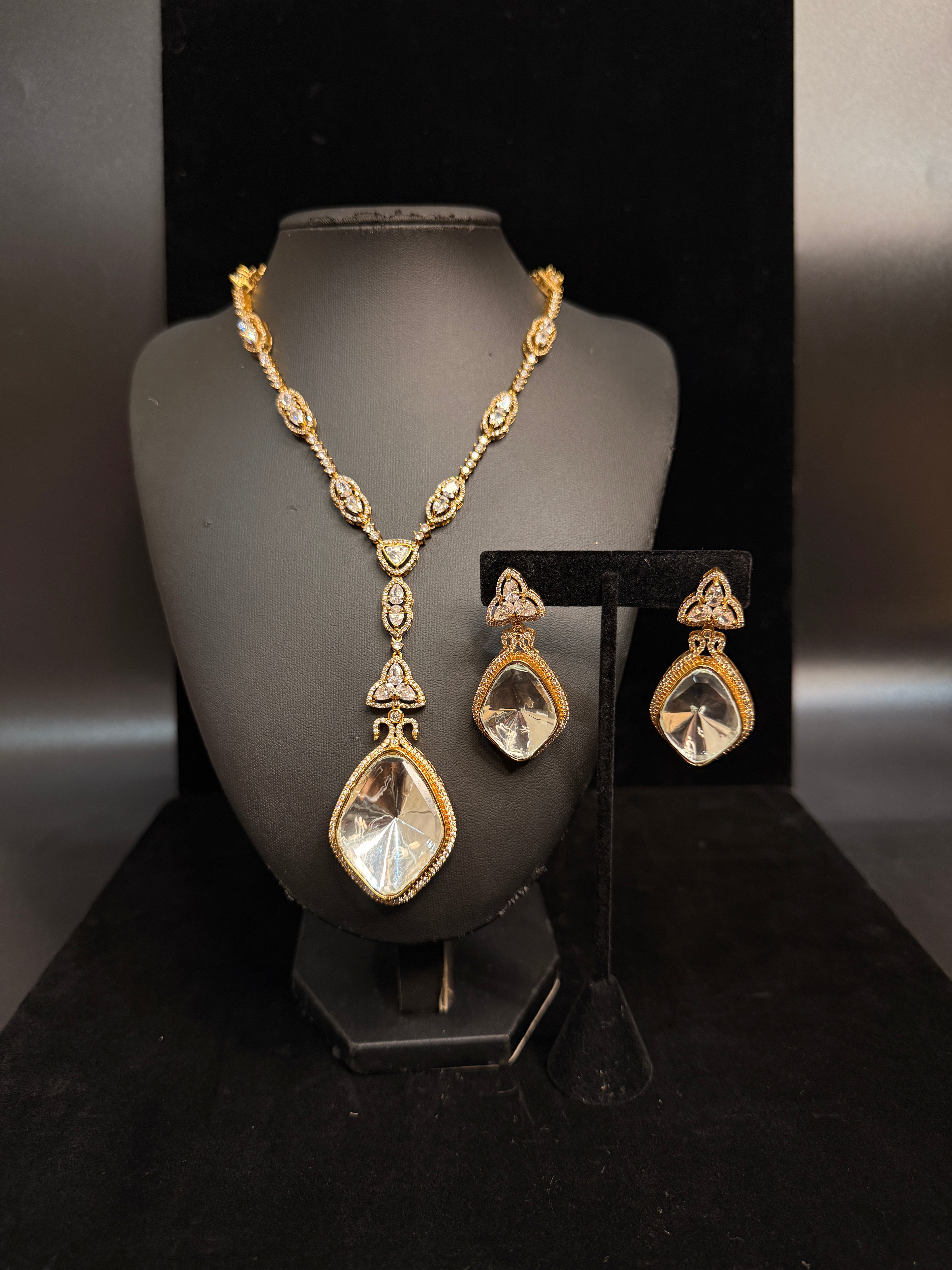 Moissonite necklace with white stone