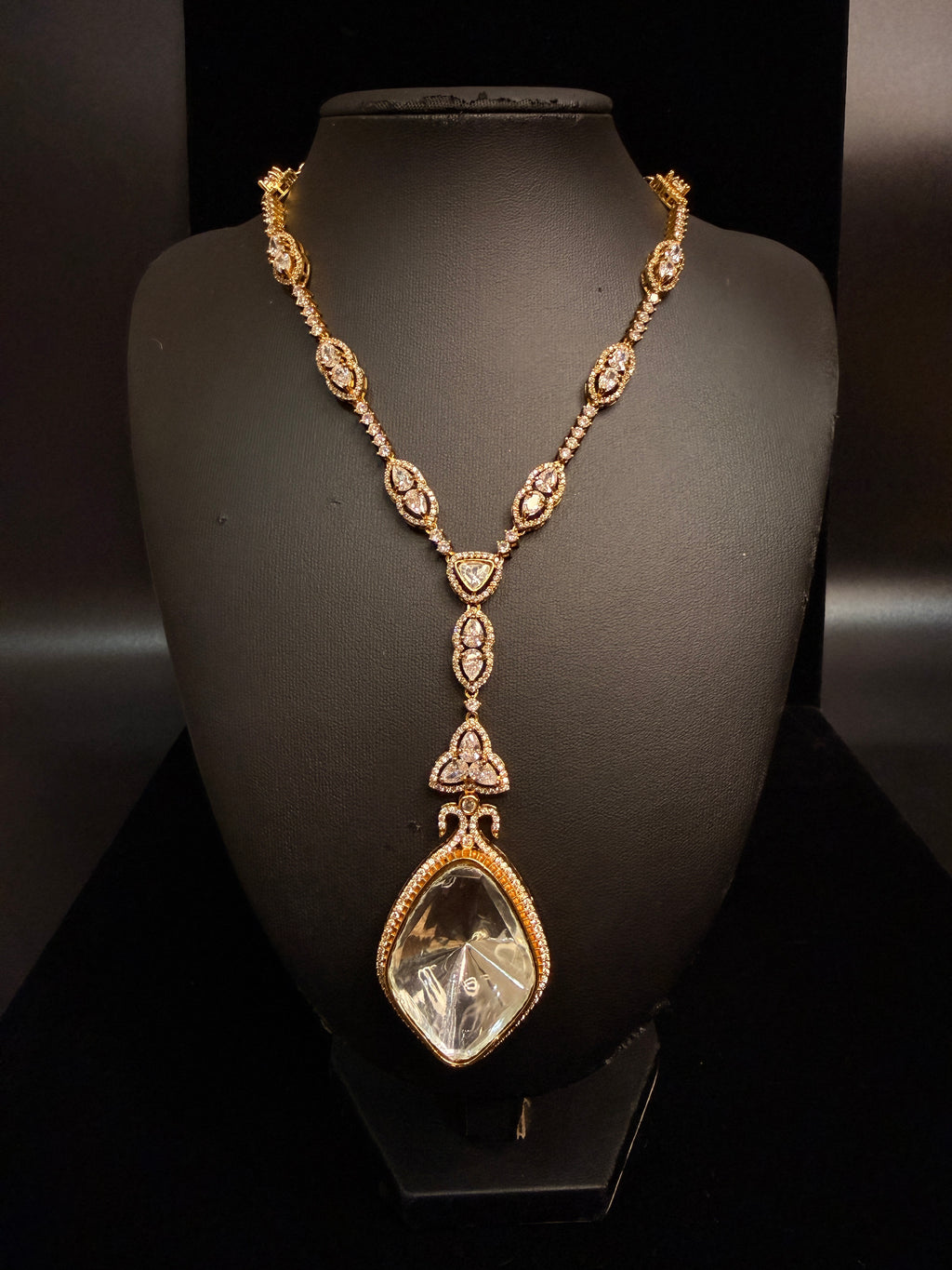 Moissonite necklace with white stone