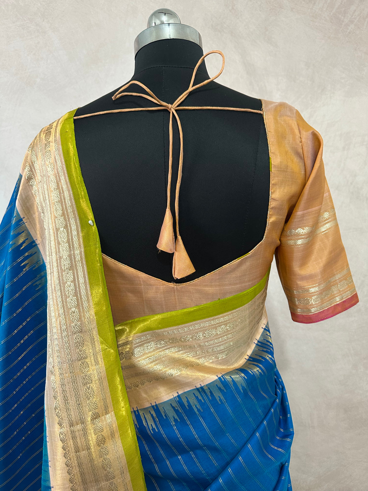 Pure silk handloom Gadwal saree with stitched blouse