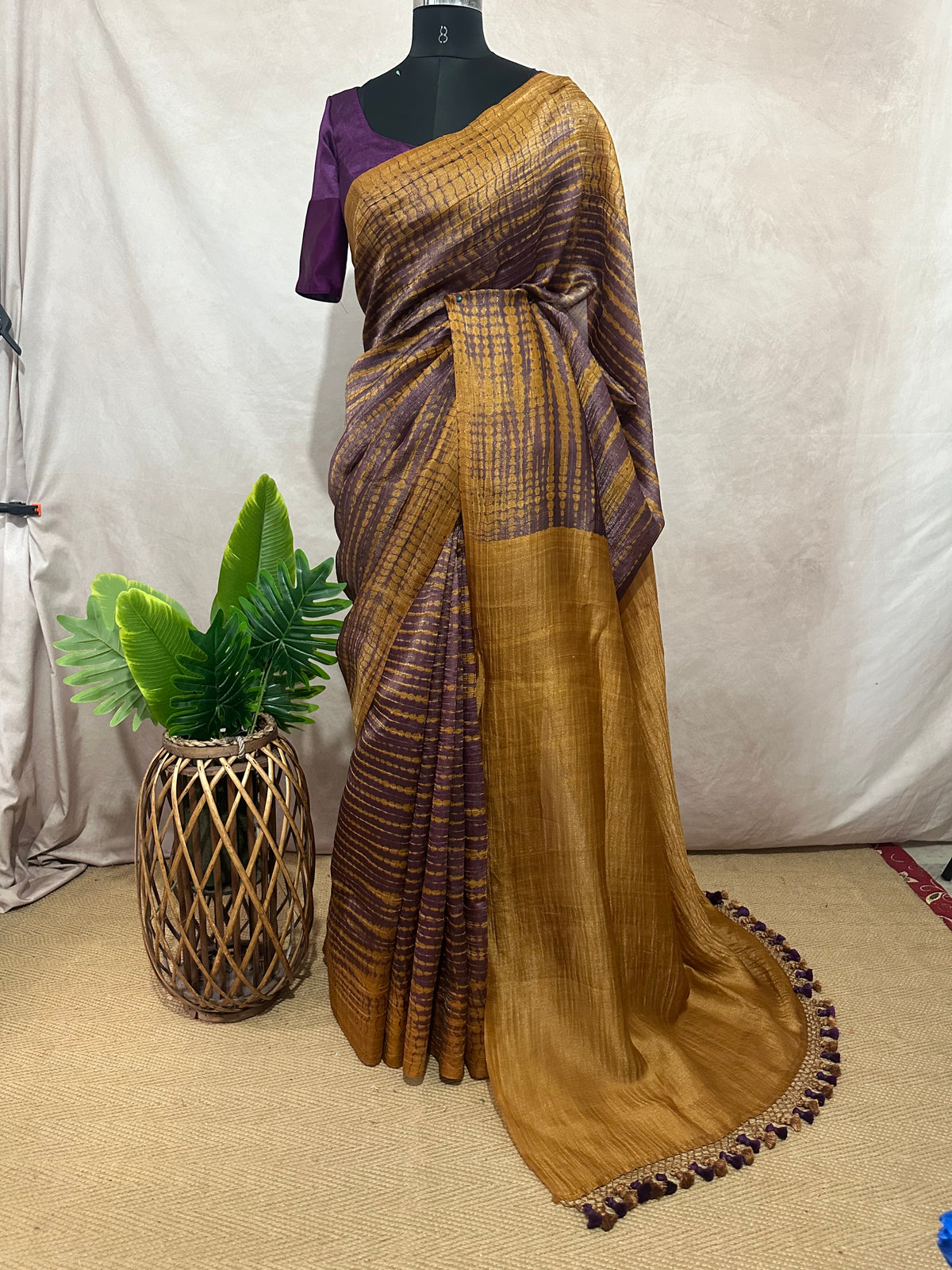 Tissue tussar silk saree shibori dye, with stitched blouse