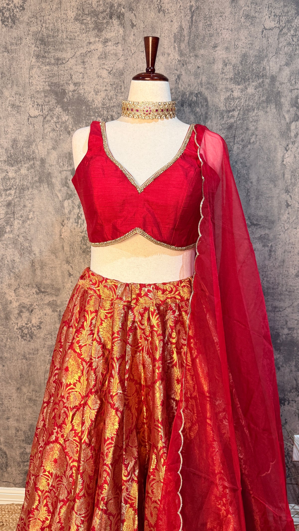 Maroon banasri lehanga