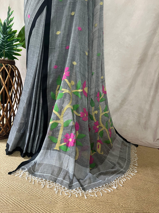 Grey mulcotton saree with Jamdani weave