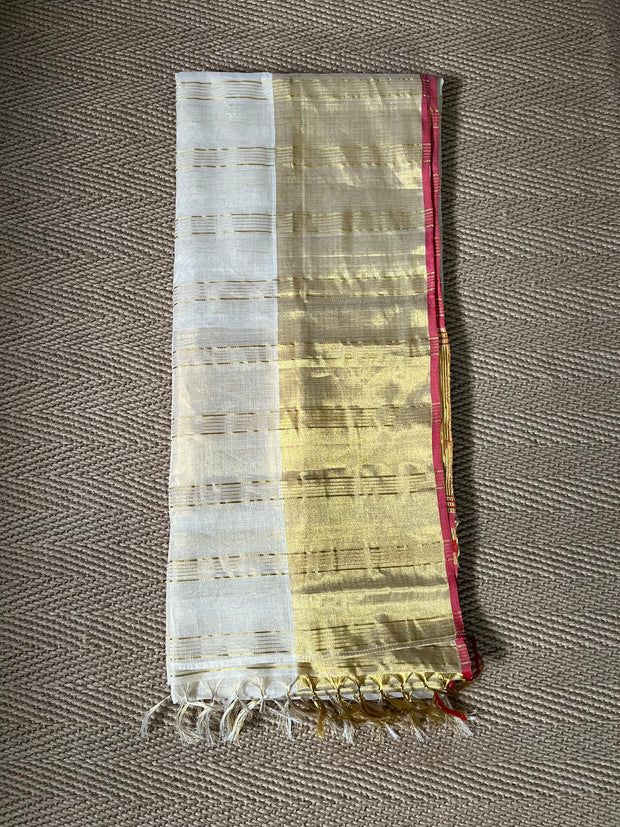 Handloom kerela saree with stitiched blouse