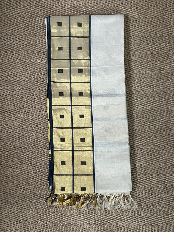 Handloom kerela saree with stitiched blouse