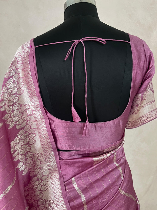 Onion pink Pure raw mango silk saree with silver border, with stitched blouse