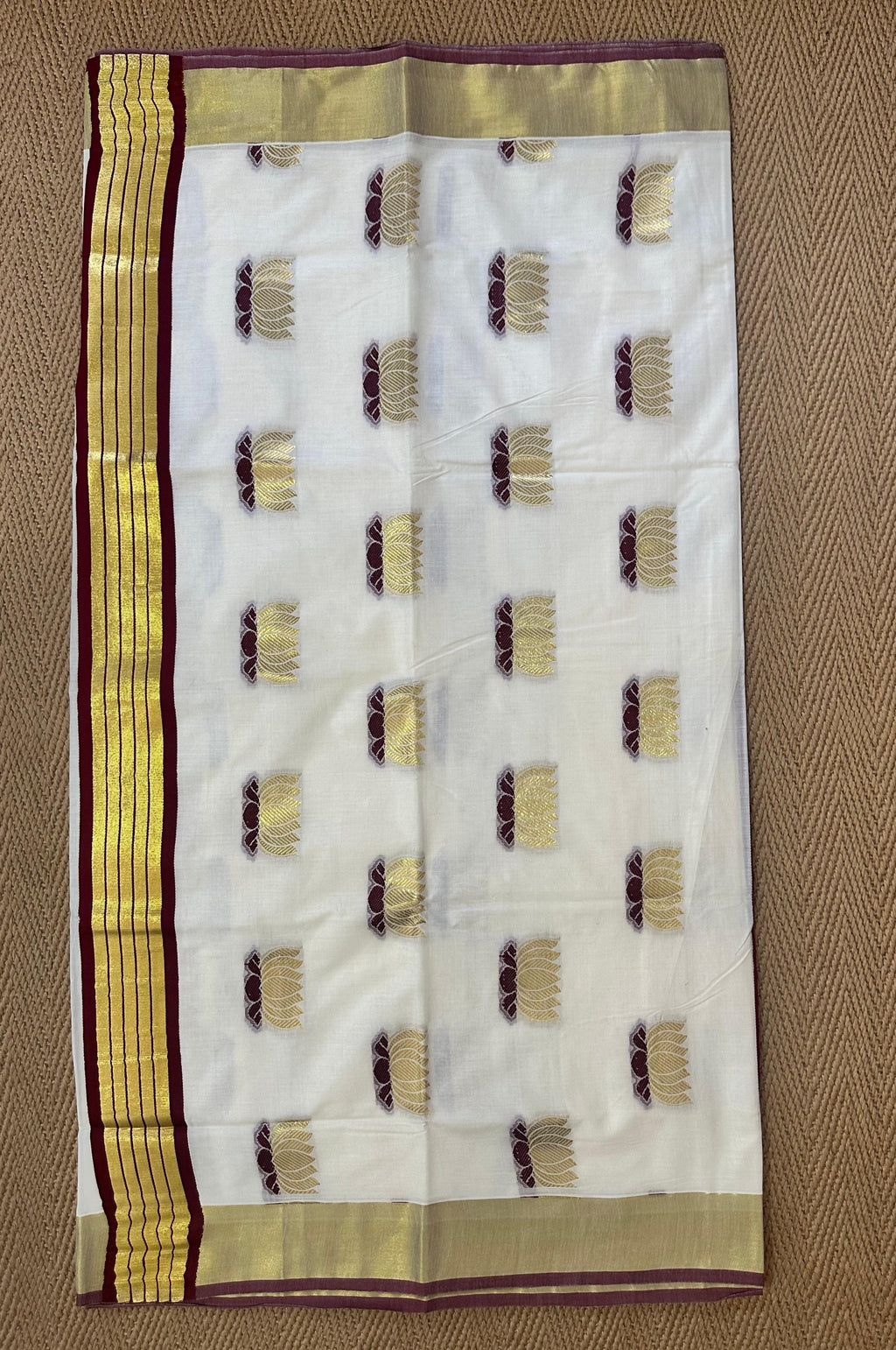 Balaramapuram Handloom replica set saree with lotus design
