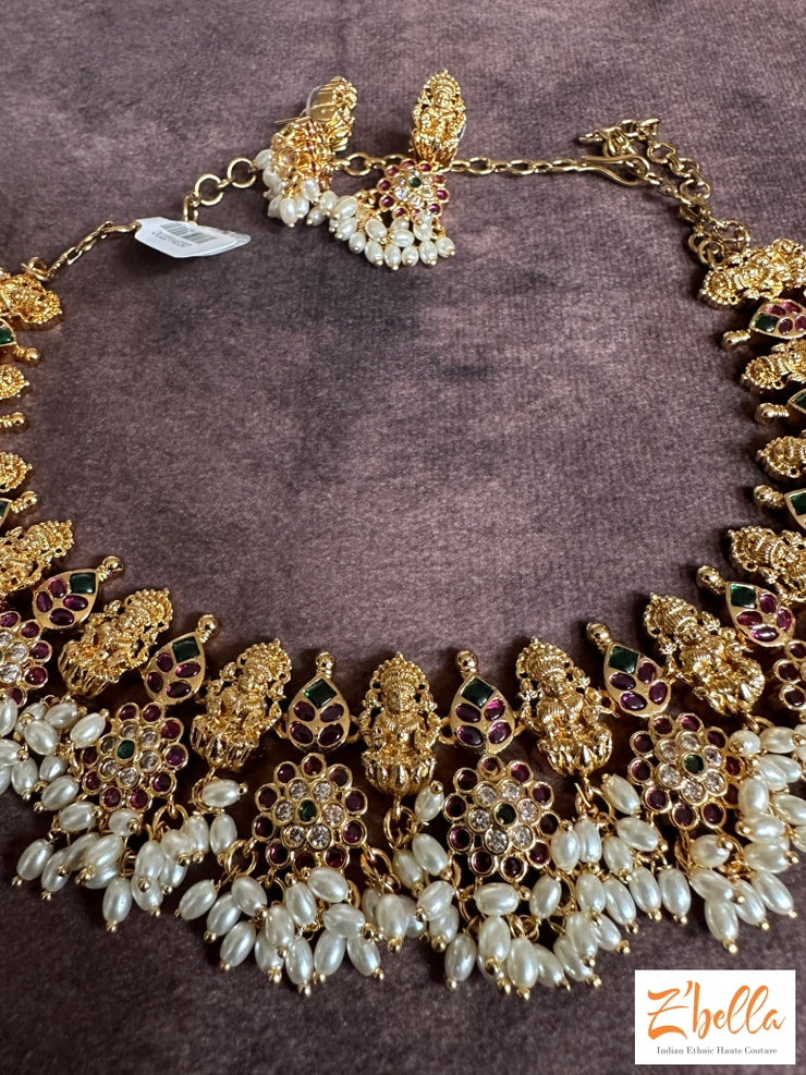 Devi Guttapusalu With Earrings Necklace