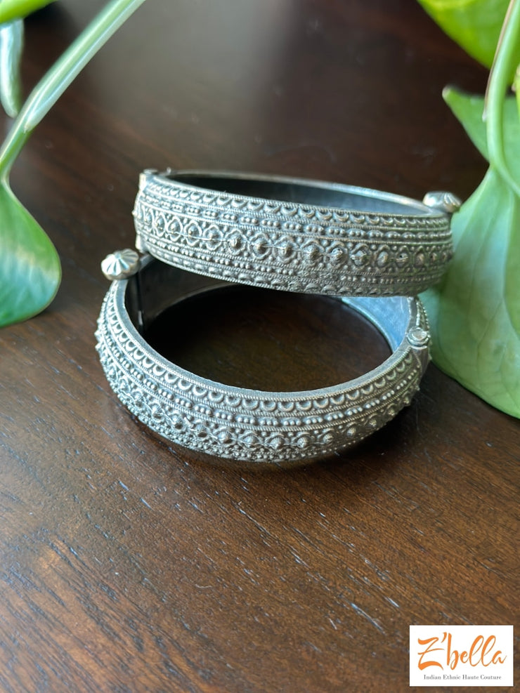 German Silver Screw Type Bangles (2 Bangles) - 2.2 Size