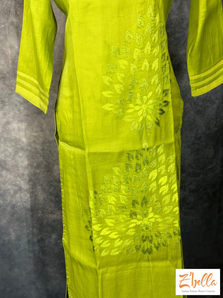 Green Kurti With Embroidery On Neck And Back Pattern