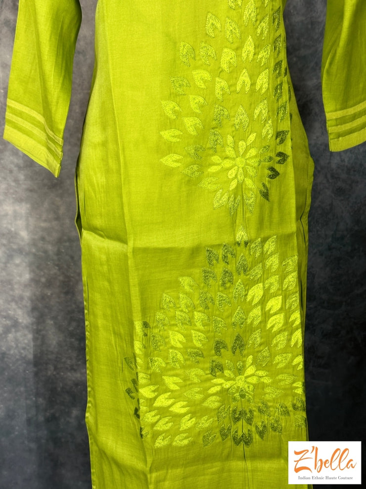Green Kurti With Embroidery On Neck And Back Pattern