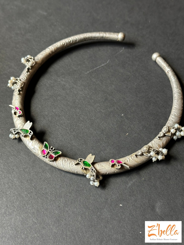 Hasli With Pink And Green Kundan Earring Necklace
