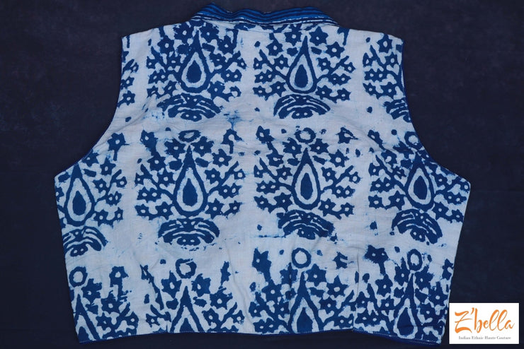 Indigo Blue Cotton Sleeveless Blouse With Collar Blouse