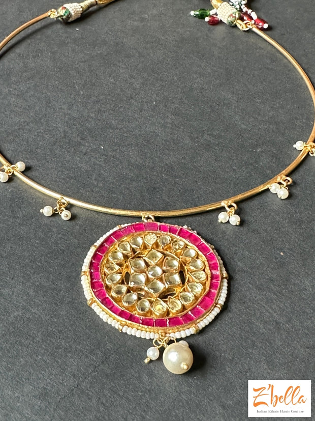 Pachi Kundan And Kemp Stone Hasli Necklace