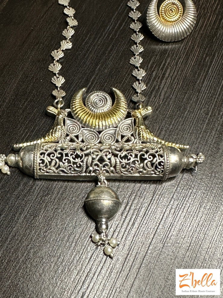 Pendent With Chain And Studs Necklace
