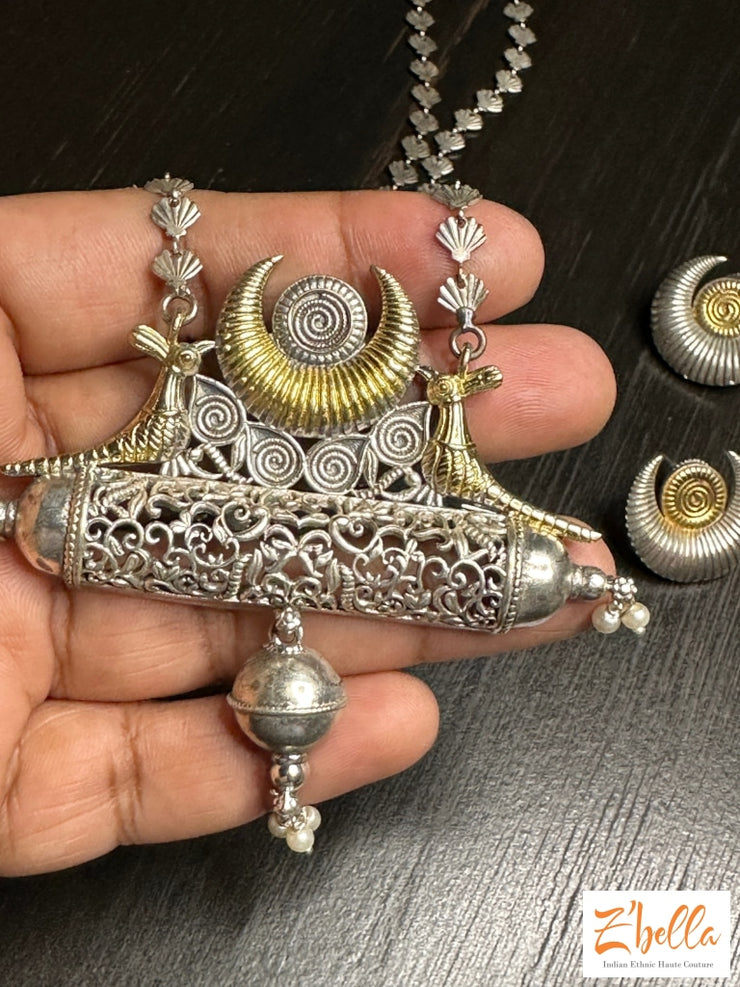 Pendent With Chain And Studs Necklace