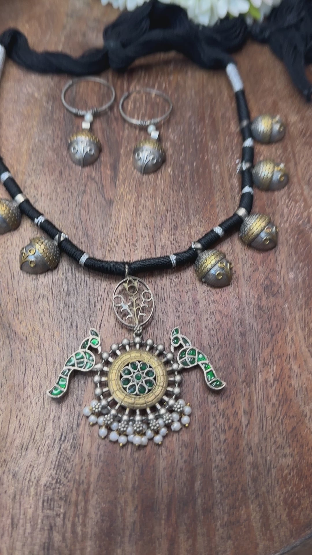 Dual tone necklace with black thread and earring