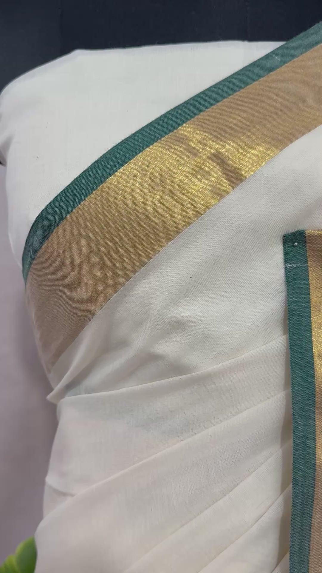 Green and gold border 120 mulcotton saree