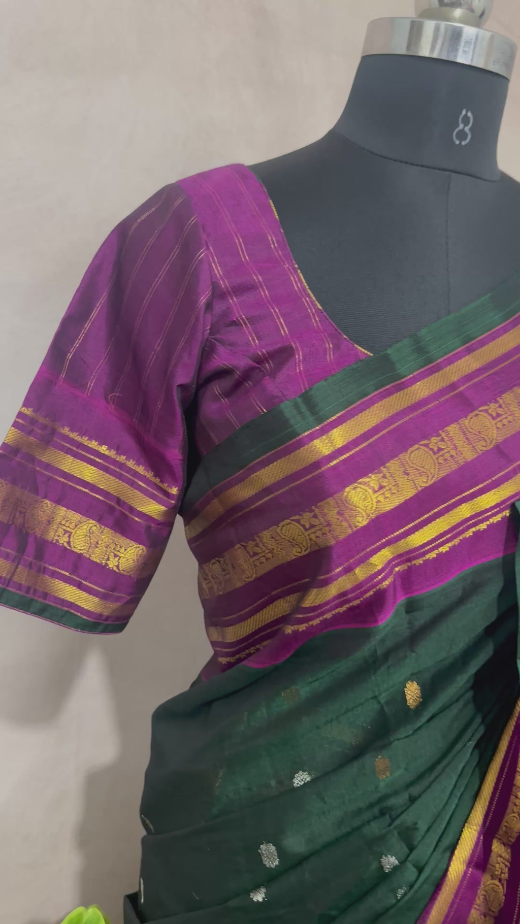 Handloom pure silk cotton green gadwal silk saree with stitched blouse