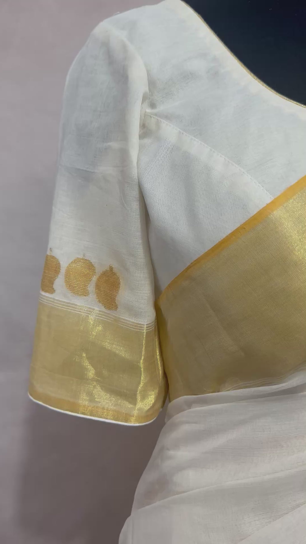 Balaramapuram handloom saree with swan weave on pallu and stitched blouse