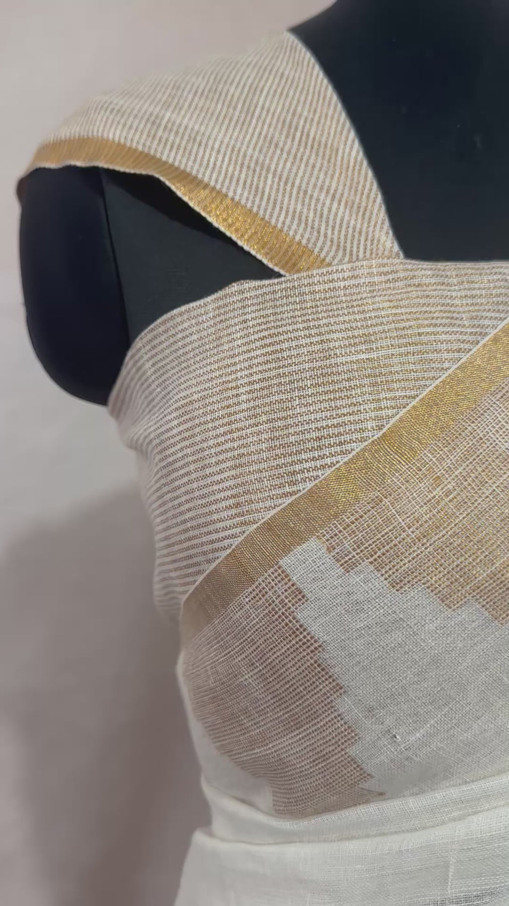 Linen saree with temple border
