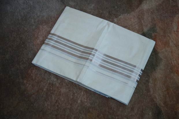 Silver border mundu